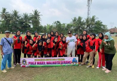 Heboh Wakil Wali kota mengadakan turnamen sebak bola khusus wanita pertama di kota serang Heboh Wakil Wali kota mengadakan turnamen sebak bola khusus wanita pertama di kota serang