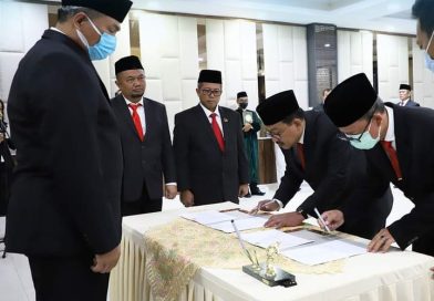 5 Pejabat Struktural Di BPN Banten Dilantik Ini Nama-Namanya 5 Pejabat Struktural Di BPN Banten Dilantik Ini Nama-Namanya