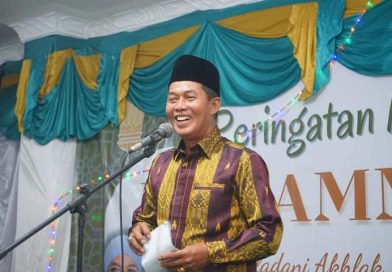 Orang Nomor Satu Di Kota Serang,Syafrudin Di Hari Libur Tetap Semangat Demi Memenuhi Undangan Warganya Orang Nomor Satu Di Kota Serang,Syafrudin Di Hari Libur Tetap Semangat Demi Memenuhi Undangan Warganya