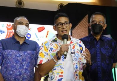 Sandiaga Ajak UMKM di Banten Gabung Gerakan Bangga Buatan Indonesia Sandiaga Ajak UMKM di Banten Gabung Gerakan Bangga Buatan Indonesia