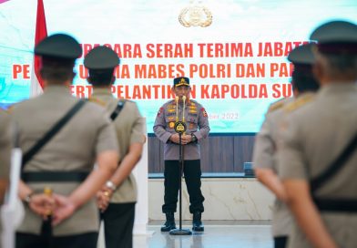 Kapolri: Kapolda yang Tak Mampu Kembalikan Kepercayaan Publik Akan di Evaluasi Kapolri: Kapolda yang Tak Mampu Kembalikan Kepercayaan Publik Akan di Evaluasi