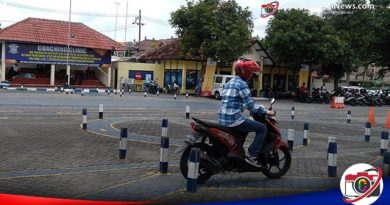 Begini Alasan Polisi Kenapa Bikin SIM C Harus Zigzag dan Angka 8 Begini Alasan Polisi Kenapa Bikin SIM C Harus Zigzag dan Angka 8