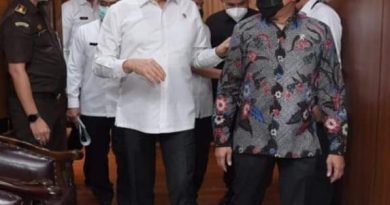 Di Duga Korupsi Penyediaan Base Transceiver Station (BTS) Kajagung Geladah Kantor Kominfo Di Duga Korupsi Penyediaan Base Transceiver Station (BTS) Kajagung Geladah Kantor Kominfo