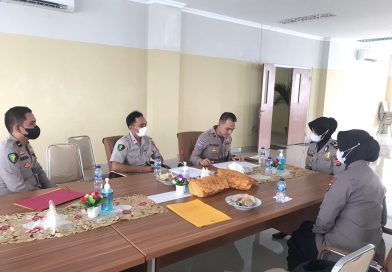 Bidkeu Polda Banten Laksanakan Pemeriksaan Kas dan Serah Terima Jabatan Bendahara Pengeluaran Bidkeu Polda Banten Laksanakan Pemeriksaan Kas dan Serah Terima Jabatan Bendahara Pengeluaran