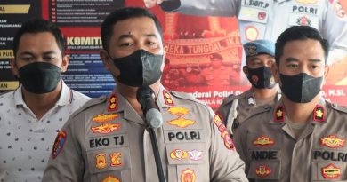 Guna Mencegah Tindak Pidana, Kapolres Cilegon Himbau Masyarakat Agar Berhati Hati Saat Transaksi di ATM Guna Mencegah Tindak Pidana, Kapolres Cilegon Himbau Masyarakat Agar Berhati Hati Saat Transaksi di ATM