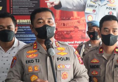 Guna Mencegah Tindak Pidana, Kapolres Cilegon Himbau Masyarakat Agar Berhati Hati Saat Transaksi di ATM Guna Mencegah Tindak Pidana, Kapolres Cilegon Himbau Masyarakat Agar Berhati Hati Saat Transaksi di ATM