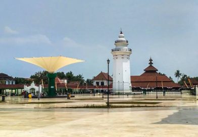 Banten Tidak Terlepas Dari 5 Pahlawan Nasional yg Mengusir para Penjajah Belanda Banten Tidak Terlepas Dari 5 Pahlawan Nasional yg Mengusir para Penjajah Belanda