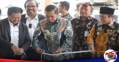 Resmikan Gedung Baru Perpustakaan Kota Serang, Walikota Serang harap Perpustakaan Kota semakin menarik minat baca masyarakat Resmikan Gedung Baru Perpustakaan Kota Serang, Walikota Serang harap Perpustakaan Kota semakin menarik minat baca masyarakat