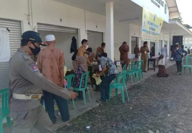 PNS Aktif Pemkab Serang Didakwa Pungli Kepara Pedagang Pasar Rp 664 Juta PNS Aktif Pemkab Serang Didakwa Pungli Kepara Pedagang Pasar Rp 664 Juta