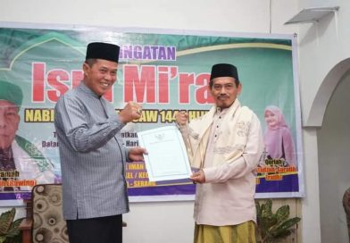 Warga Dan Panita nya Sangat Bergembira Wali Kota Serang Dapat Hadir di Acara Isra Miroj Kp Baru Cipocok Mencil Warga Dan Panita nya Sangat Bergembira Wali Kota Serang Dapat Hadir di Acara Isra Miroj Kp Baru Cipocok Mencil