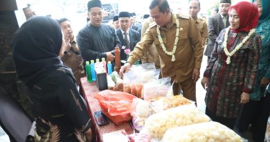 Camat Taktakan Kota Serang, Rahmat Memberikan Edukasi Yang Berbeda di Acara Murembang Camat Taktakan Kota Serang, Rahmat Memberikan Edukasi Yang Berbeda di Acara Murembang
