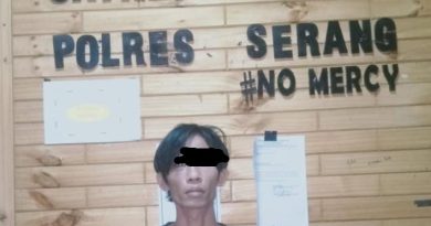 Pemuda Asal Cikesal Nekat Edarkan Obat Keras Jenis Tramadol Dicokok Satresnarkoba Polres Serang. Pemuda Asal Cikesal Nekat Edarkan Obat Keras Jenis Tramadol Dicokok Satresnarkoba Polres Serang.