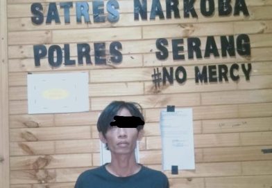Pemuda Asal Cikesal Nekat Edarkan Obat Keras Jenis Tramadol Dicokok Satresnarkoba Polres Serang. Pemuda Asal Cikesal Nekat Edarkan Obat Keras Jenis Tramadol Dicokok Satresnarkoba Polres Serang.