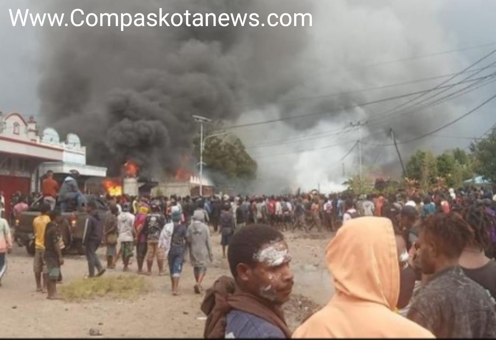 Kerusuhan di Wamena Papua 10 Orang Meninggal Dunia, di Duga Adanya Penculikan Anak Kerusuhan di Wamena Papua 10 Orang Meninggal Dunia, di Duga Adanya Penculikan Anak