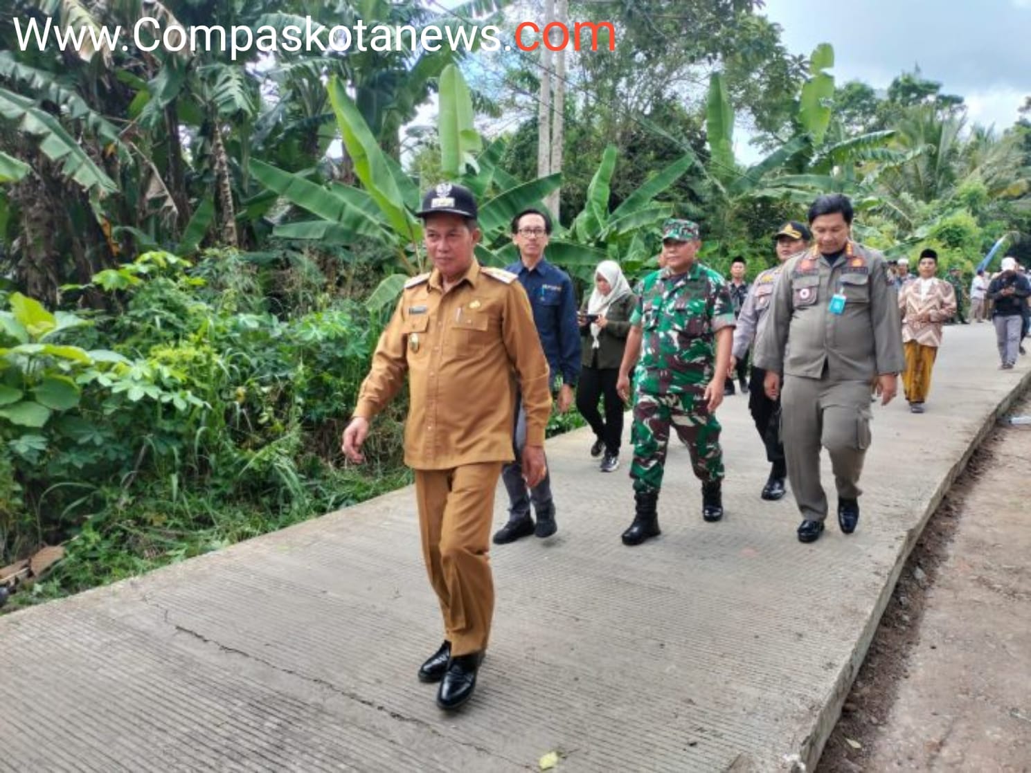 Walikota Serang Dan Dandim 0602, Membuka Pelaksanaan Kegiatan BSMSS TNI AD Tahun 2023 Walikota Serang Dan Dandim 0602, Membuka Pelaksanaan Kegiatan BSMSS TNI AD Tahun 2023