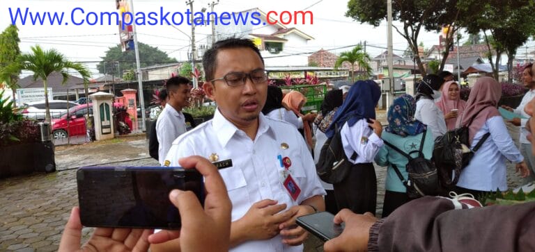 Kota Serang Mulai Akan Batasi Penggunaan Plastik Untuk Warga Masyarakatnya Kota Serang Mulai Akan Batasi Penggunaan Plastik Untuk Warga Masyarakatnya