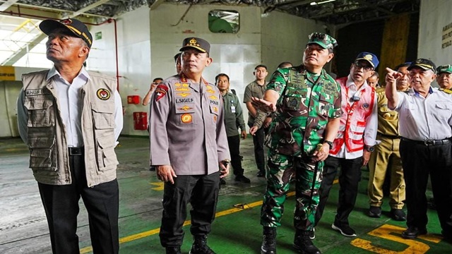 Tinjau Pelabuhan Merak, Kapolri Pastikan Siapkan Upaya Wujudkan Mudik Aman untuk Masyarakat Tinjau Pelabuhan Merak, Kapolri Pastikan Siapkan Upaya Wujudkan Mudik Aman untuk Masyarakat