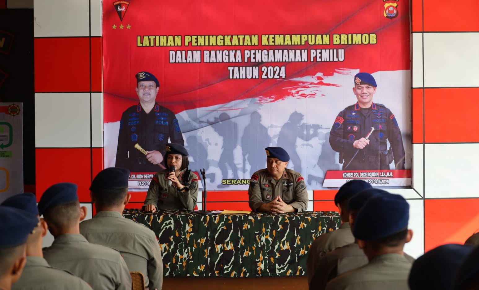 Satbrimob Polda Banten Melaksanakan Latihan Peningkatan Kemampuan Brimob Satbrimob Polda Banten Melaksanakan Latihan Peningkatan Kemampuan Brimob