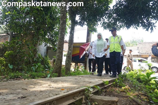 Warga Masyarakat Pandeglang Meminta Segera Kemenhub Mengaktifkan Kembali Jalur Kereta Api Rangkasbitung – Labuan Warga Masyarakat Pandeglang Meminta Segera Kemenhub Mengaktifkan Kembali Jalur Kereta Api Rangkasbitung – Labuan