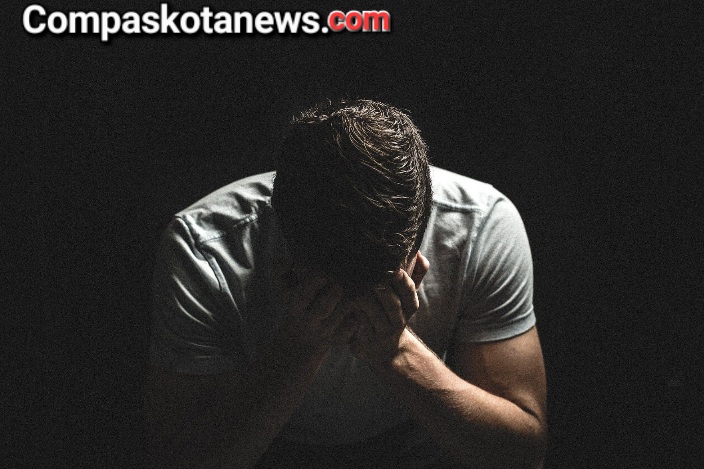 Janganlah Anda Jadi Orang Sombong, Sungguh Ancaman Allah Sangat Mengerikan. Janganlah Anda Jadi Orang Sombong, Sungguh Ancaman Allah Sangat Mengerikan.