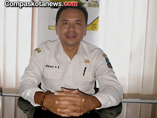 Kades Babakan Kec bandung Kab Serang, Johadi Telah Open dan Mampuh Mengurangi Angka Kemiskinan Warga Desanya. Kades Babakan Kec bandung Kab Serang, Johadi Telah Open dan Mampuh Mengurangi Angka Kemiskinan Warga Desanya.