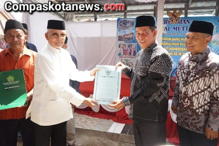 Wali Kota serang Syafrudin Hadiri Peresmian dan Gunting Pita Musolah Al Muttaqiyah di link Masyarakat Ciceri Jaya Wali Kota serang Syafrudin Hadiri Peresmian dan Gunting Pita Musolah Al Muttaqiyah di link Masyarakat Ciceri Jaya