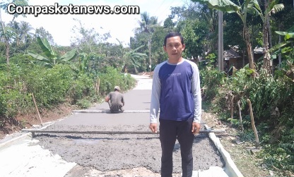 Dengan Adanya Pogram Dana Desa Sangat Mambantu Warga di Pedesaan, termasuk Desa Pancaregang Kec.Tunjung teja Punya Jalan Beton Dengan Adanya Pogram Dana Desa Sangat Mambantu Warga di Pedesaan, termasuk Desa Pancaregang Kec.Tunjung teja Punya Jalan Beton