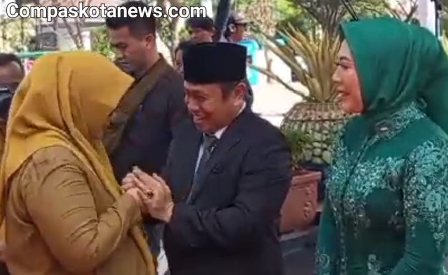Lepas Tugas Wakil Wali Kota Serang Subadri Jadi Momen Istimewa di Rangkai Dengan Pesta Rakyat Lepas Tugas Wakil Wali Kota Serang Subadri Jadi Momen Istimewa di Rangkai Dengan Pesta Rakyat