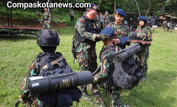 Kapolda Banten Irjen Pol Abdul Karim, Pimpin Upacara Pembaretan Bintara Remaja Satbrimob Polda Banten Angkatan ke 49 Kapolda Banten Irjen Pol Abdul Karim, Pimpin Upacara Pembaretan Bintara Remaja Satbrimob Polda Banten Angkatan ke 49