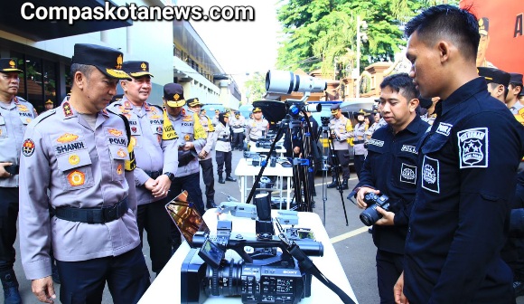 Kadiv Humas Tekankan Hal Penting saat Gelar Apel Kesiapsiagaan Satgas Humas Polri untuk Pengamanan Nataru Kadiv Humas Tekankan Hal Penting saat Gelar Apel Kesiapsiagaan Satgas Humas Polri untuk Pengamanan Nataru