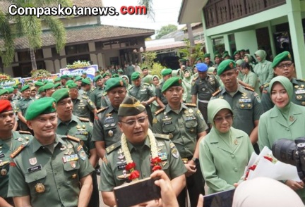Pisah Sambut Danrem 064/Maulana Yusuf Banten di Warnai Suasana Haru Pisah Sambut Danrem 064/Maulana Yusuf Banten di Warnai Suasana Haru