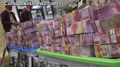 Bank Indonesia (BI) Minta Warga Masyarakat Tetap Waspada Terhadap Peredaran Uang Palsu Jelang Pilpres 2024 Bank Indonesia (BI) Minta Warga Masyarakat Tetap Waspada Terhadap Peredaran Uang Palsu Jelang Pilpres 2024