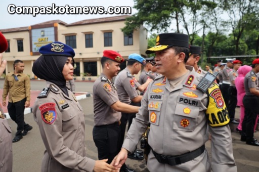 Kapolda Banten Irjen Pol Abdul Karim, Pimpin Upacara Kenaikan Pangkat Personil Polri Polda Banten Periode 1 Januari 2024 Kapolda Banten Irjen Pol Abdul Karim, Pimpin Upacara Kenaikan Pangkat Personil Polri Polda Banten Periode 1 Januari 2024
