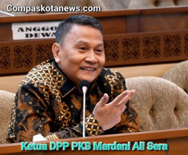 Mahfud Mau Mundur dari Jabatan Menteri, PKS: Menarik Kalau Akan Diikuti Semua Menteri Mahfud Mau Mundur dari Jabatan Menteri, PKS: Menarik Kalau Akan Diikuti Semua Menteri