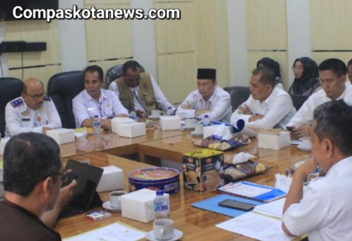 Rapat Koordinasi Forkopimda Kota Serang Bahas Persiapan Penyelenggaraan Pemilu 2024 Agar Berjalan Lancar Rapat Koordinasi Forkopimda Kota Serang Bahas Persiapan Penyelenggaraan Pemilu 2024 Agar Berjalan Lancar