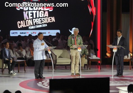 Anies Baswedan dan Ganjar Pranowo di Debat Capres Putaran ke 3 Bareng – Bareng Singgung Parabowo Beli 12 Kapal Bekas Dari Qatar Anies Baswedan dan Ganjar Pranowo di Debat Capres Putaran ke 3 Bareng – Bareng Singgung Parabowo Beli 12 Kapal Bekas Dari Qatar