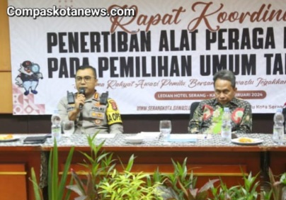 Pemkot Serang dan Bawaslu Adakan Rakor Tertibkan APK Jelang Pemungutan Suara Pemilu 2024 Pemkot Serang dan Bawaslu Adakan Rakor Tertibkan APK Jelang Pemungutan Suara Pemilu 2024
