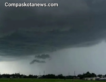 Peringatan Dini Cuaca Hari Ini Termasuk Provinsi Banten (23/3) Hujan Lebat plus Petir di Provinsi Berikut Peringatan Dini Cuaca Hari Ini Termasuk Provinsi Banten (23/3) Hujan Lebat plus Petir di Provinsi Berikut