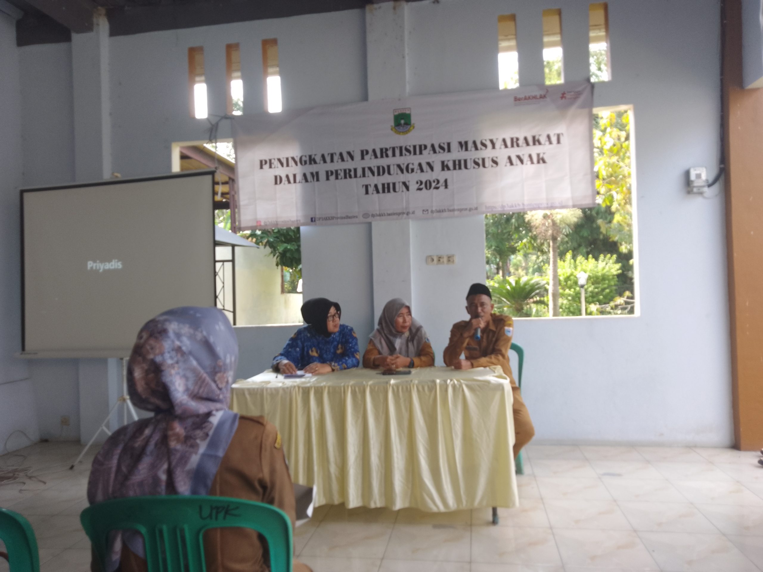 Dinas DP3akkkb Sosialisasi Peningkatan Partisipasi Masyarakat Dalam Perlindungan Khusus Anak Tahun 2024 di Desa Ciinjuk Dinas DP3akkkb Sosialisasi Peningkatan Partisipasi Masyarakat Dalam Perlindungan Khusus Anak Tahun 2024 di Desa Ciinjuk