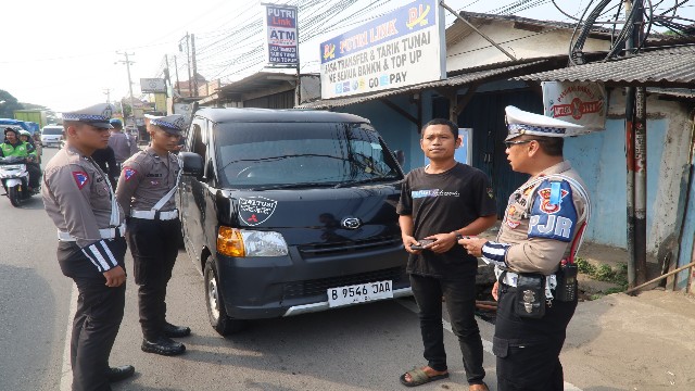 Hari ke 7 Ops Patuh Maung 2024, Ditlantas Polda Banten Lakukan Teguran dan Himbauan Hari ke 7 Ops Patuh Maung 2024, Ditlantas Polda Banten Lakukan Teguran dan Himbauan
