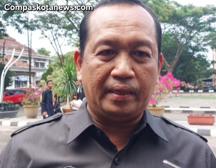 Nuriman Wibisana Dilantik sebagai Plt Kadisparpora Kota Serang, Gantikan Sarnata yang Terjerat Kasus Korupsi Nuriman Wibisana Dilantik sebagai Plt Kadisparpora Kota Serang, Gantikan Sarnata yang Terjerat Kasus Korupsi