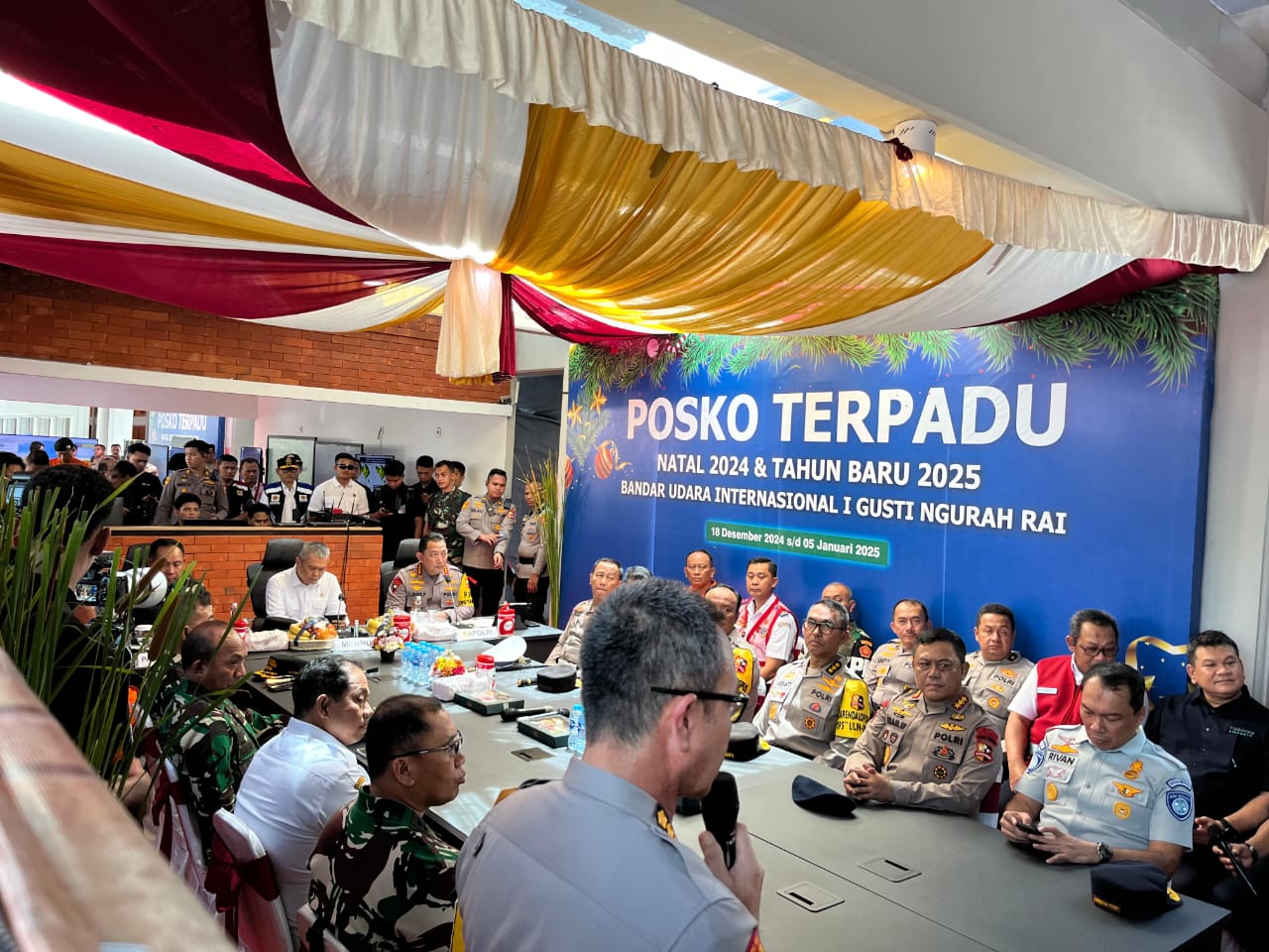Kapolri Pastikan Kesiapan SOP Penyelamatan di Merak Jelang Natal 2024 dan Tahun Baru 2025 Kapolri Pastikan Kesiapan SOP Penyelamatan di Merak Jelang Natal 2024 dan Tahun Baru 2025