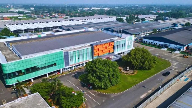 Geger! 3.500 Karyawan Pabrik Sepatu Nike & Adidas di Banten Kena PHK Massal, Ini Penyebabnya! Geger! 3.500 Karyawan Pabrik Sepatu Nike & Adidas di Banten Kena PHK Massal, Ini Penyebabnya!