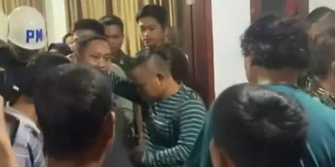 TERUNGKAP! Inilah Wajah Oknum TNI yang Diduga Tembak Mati 3 Polisi di Lampung! TERUNGKAP! Inilah Wajah Oknum TNI yang Diduga Tembak Mati 3 Polisi di Lampung!