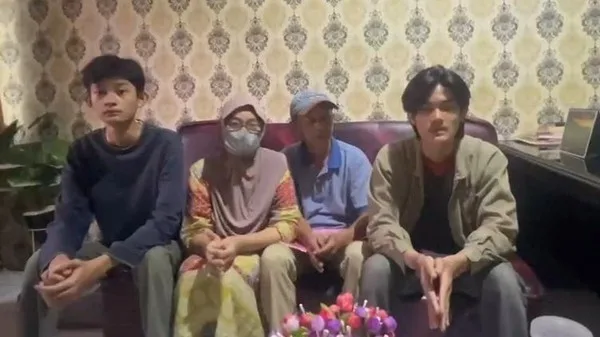 Ibu Ditahan, Anak Rela Jual Ginjal! Keputusan Mengejutkan dari Polisi Tangsel Ibu Ditahan, Anak Rela Jual Ginjal! Keputusan Mengejutkan dari Polisi Tangsel