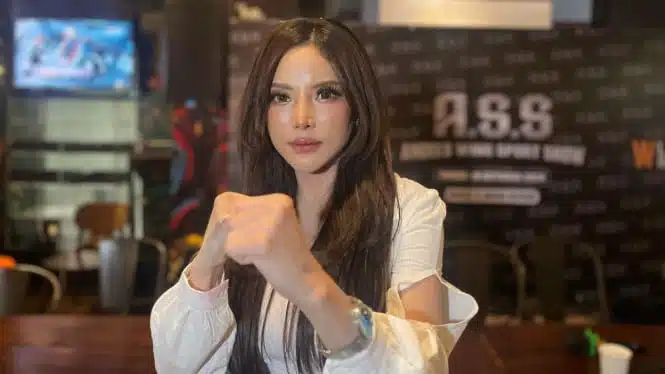 Skandal Baru Terungkap: Robby Abbas Sebut Ridwan Kamil Pernah Dekat dengan Ayu Aulia Sebelum Lisa Mariana Skandal Baru Terungkap: Robby Abbas Sebut Ridwan Kamil Pernah Dekat dengan Ayu Aulia Sebelum Lisa Mariana