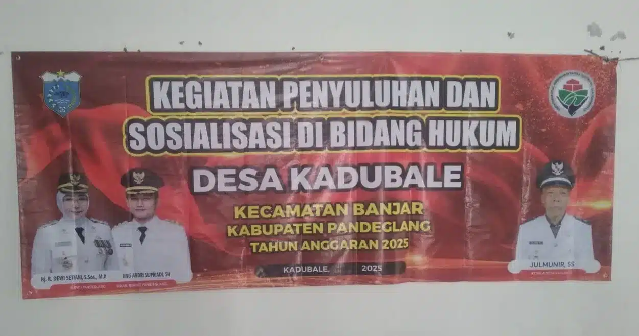 Penyuluhan dan Sosialisasi Hukum di Desa Kadu Bale, Banjar, Pandeglang Penyuluhan dan Sosialisasi Hukum di Desa Kadu Bale, Banjar, Pandeglang
