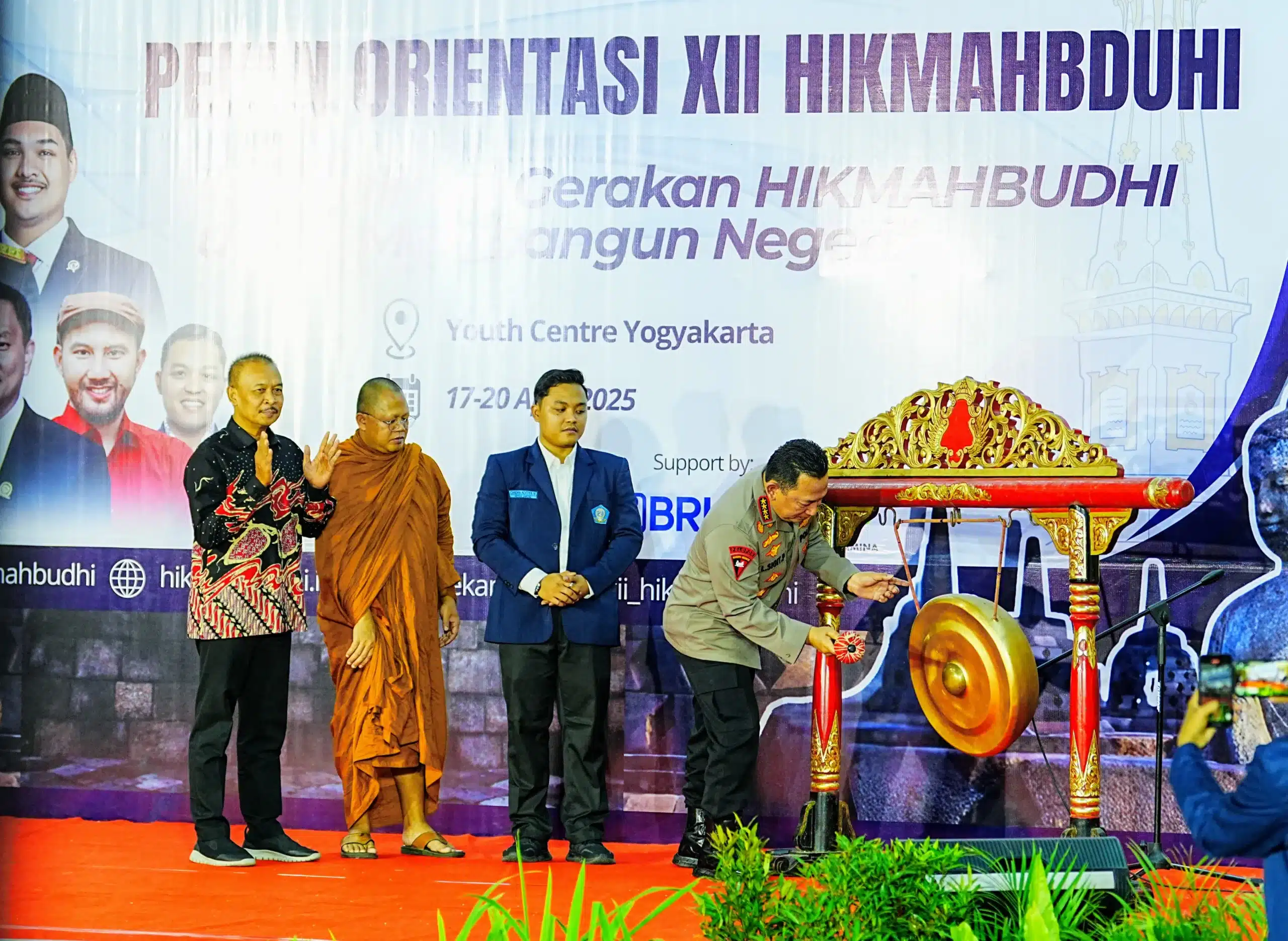 Kapolri Ajak Mahasiswa Jaga Persatuan hingga Dukung Program Pemerintah Kapolri Ajak Mahasiswa Jaga Persatuan hingga Dukung Program Pemerintah