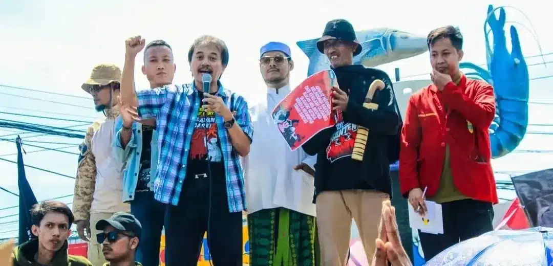 Warga Kronjo Tangerang Kembali Tolak Proyek PIK 2, Roy Suryo dan Abraham Samad Turut Hadir Warga Kronjo Tangerang Kembali Tolak Proyek PIK 2, Roy Suryo dan Abraham Samad Turut Hadir