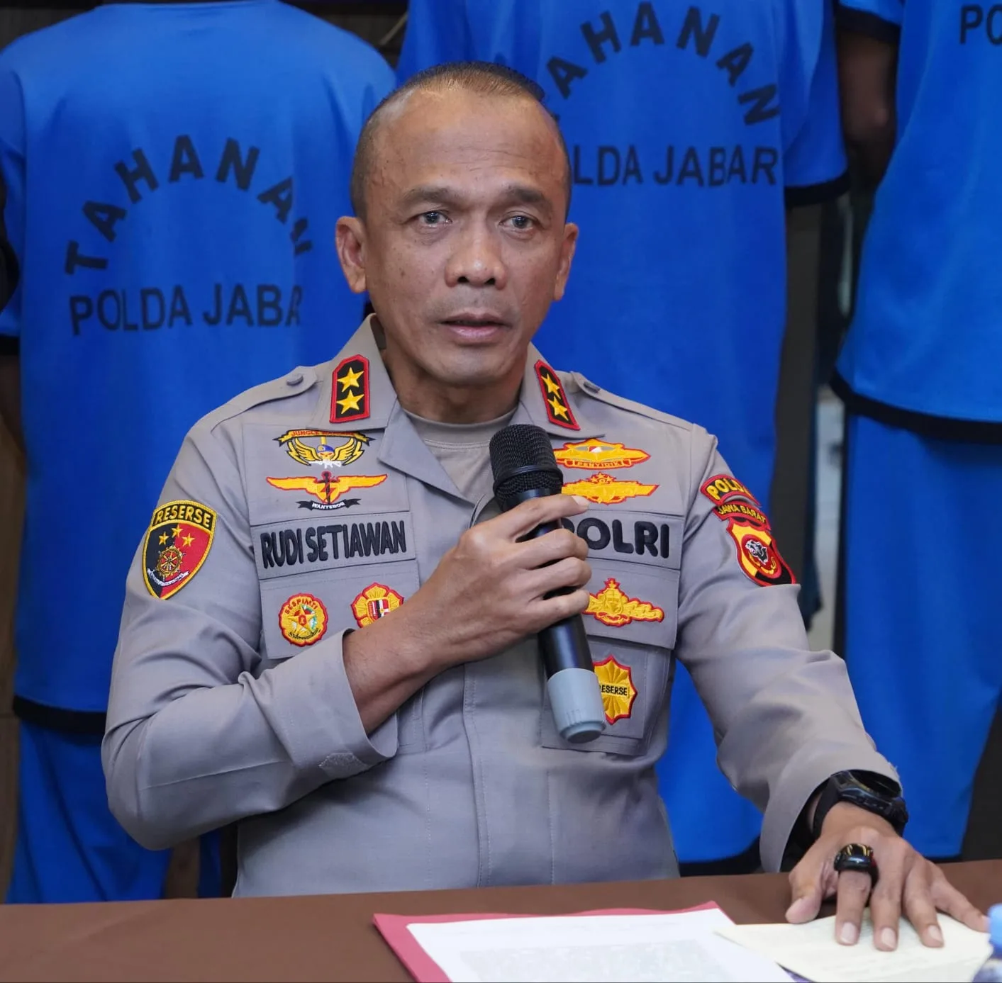Polda Jabar Tangkap 145 Pelaku Premanisme Dalam Operasi Pekat II Lodaya 2025 Polda Jabar Tangkap 145 Pelaku Premanisme Dalam Operasi Pekat II Lodaya 2025